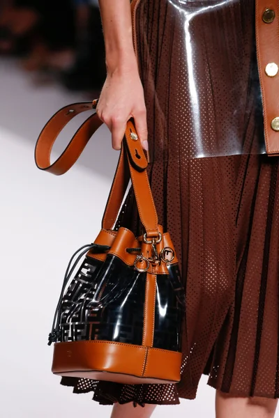 Look 31